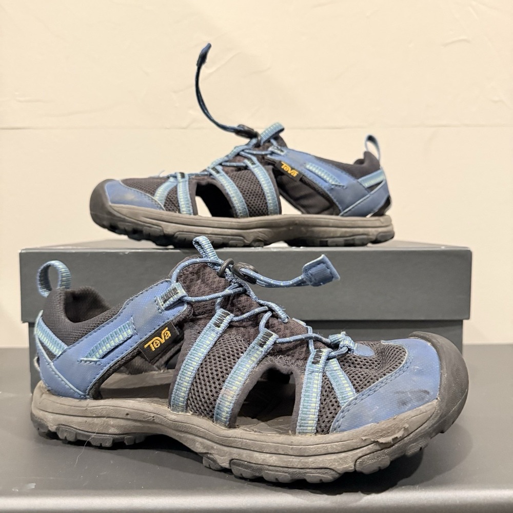 Teva Women's Sandals Size 4